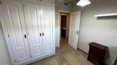 Piso en alquiler en Calle Perséfone, Bellavista (Distrito Bellavista-La Palmera. Sevilla Capital) de 1.000 €<span>/mes</span>