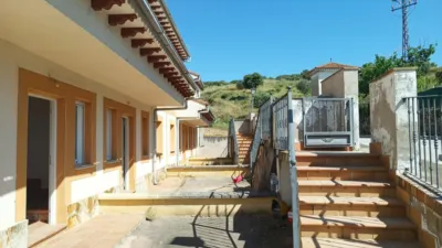 Casa adosada en venta en Calle de los Corteceros, Arenas de San Pedro de 165.000 €