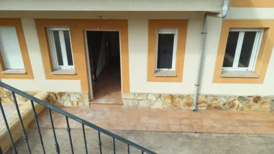 Casa adosada en venta en Calle de los Corteceros, Arenas de San Pedro de 165.000 €