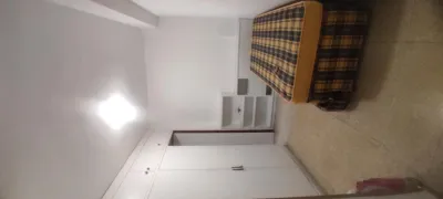 Apartment on Calle de Isabel 'La Católica' photo 14
