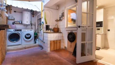 Piso en venta en Calle de los Leones, cerca de Avenida del Puerto, Aiora (Distrito Camins al Grau. València Capital) de 330.000 €