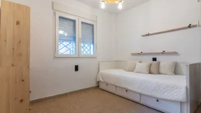 Piso en venta en Calle de los Leones, cerca de Avenida del Puerto, Aiora (Distrito Camins al Grau. València Capital) de 330.000 €