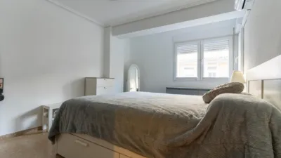 Piso en venta en Calle de los Leones, cerca de Avenida del Puerto, Aiora (Distrito Camins al Grau. València Capital) de 330.000 €
