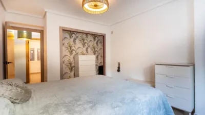 Piso en venta en Calle de los Leones, cerca de Avenida del Puerto, Aiora (Distrito Camins al Grau. València Capital) de 330.000 €