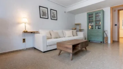 Piso en venta en Calle de los Leones, cerca de Avenida del Puerto, Aiora (Distrito Camins al Grau. València Capital) de 330.000 €