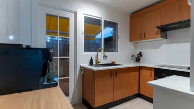 Piso en venta en Calle de los Leones, cerca de Avenida del Puerto, Aiora (Distrito Camins al Grau. València Capital) de 330.000 €