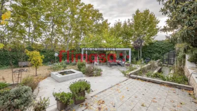 Chalet en venta en Campodón, Castillo-Campodón (Villaviciosa de Odón) de 850.000 €