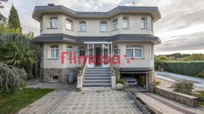Chalet en venta en Campodón, Castillo-Campodón (Villaviciosa de Odón) de 850.000 €