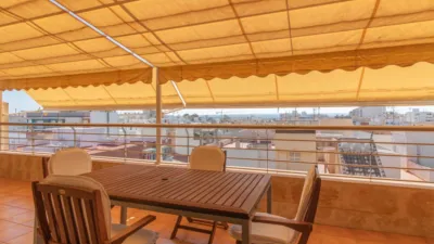 Top-floor apartment in Calle Moriones photo 6