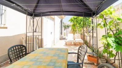 Semi-detached house on Calle de Nicolás Bussi photo 37