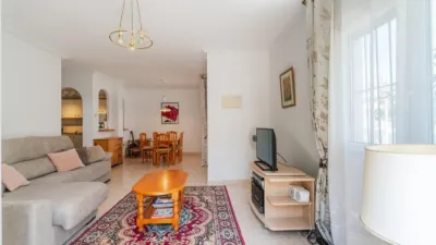 Casa adosada en venta en Calle de Nicolás Bussi - Vista 3