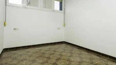 Apartment on Carrer de Puig i Cadafalch photo 10