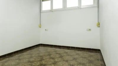 Apartment on Carrer de Puig i Cadafalch photo 11