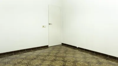 Apartment on Carrer de Puig i Cadafalch photo 12