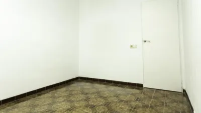 Apartment on Carrer de Puig i Cadafalch photo 13