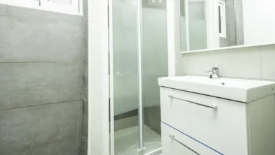 Apartment on Carrer de Puig i Cadafalch photo 14