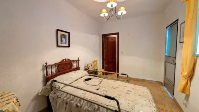 Chalet on Zambrana Street photo 32
