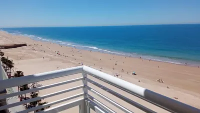 Piso en alquiler en Paseo Marítimo, Cortadura-Zona Franca (Cádiz Capital) de 2.500 €<span>/mes</span>