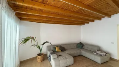 Chalet on Avenida del Tres de Mayo photo 2