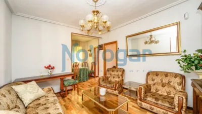 Flat in Moscardó photo 3