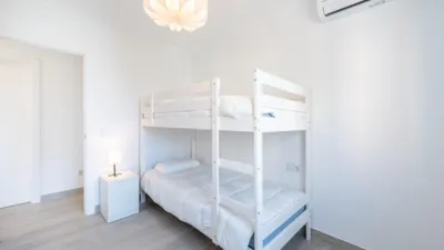 Apartamento en alquiler en Calle Hermanos Galán Casero, San Francisco (Fuengirola) de 1.500 €<span>/mes</span>