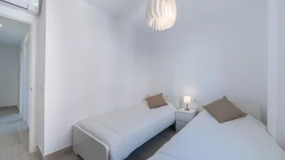 Apartamento en alquiler en Calle Hermanos Galán Casero, San Francisco (Fuengirola) de 1.500 €<span>/mes</span>