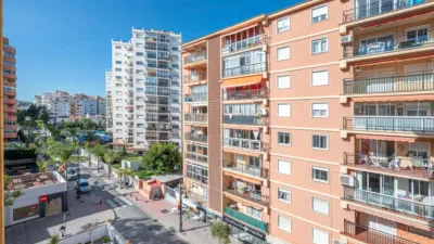Apartamento en alquiler en Calle Hermanos Galán Casero, San Francisco (Fuengirola) de 1.500 €<span>/mes</span>