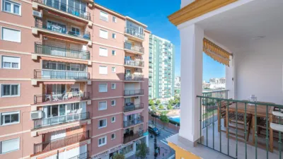 Apartamento en alquiler en Calle Hermanos Galán Casero, San Francisco (Fuengirola) de 1.500 €<span>/mes</span>