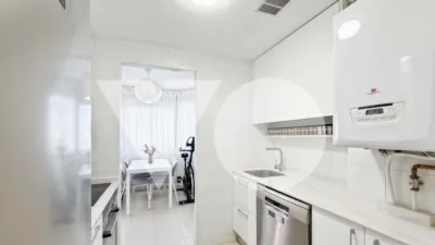 Piso en venta en Avenida del Llano Castellano, Valverde (Distrito Fuencarral-El Pardo. Madrid Capital) de 399.900 €
