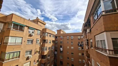 Piso en alquiler en Calle del Comercio - Imagen 2