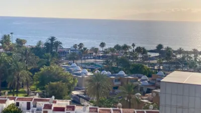 Piso en venta en Calle Venezuela, 53, Playa de Las Américas (Arona) de 335.000 €