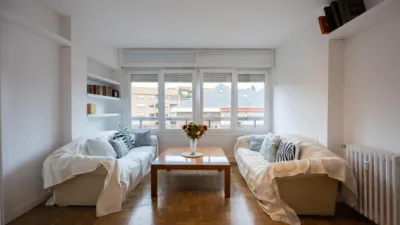 Piso en alquiler en Paseo de la Habana, cerca de Calle de Romero Girón - Imagen 2