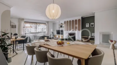 Piso en alquiler en Calle de Miguel Ángel - Imagen 2