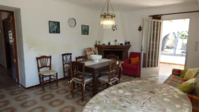 Chalet on Calle Partida Sorts de La Mar Cl-21, No. 1 photo 4