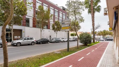 Piso en venta en Pabellón-Estación-Corte Inglés, Barrio Pabellón-Estación (El Ejido) de 199.000 €