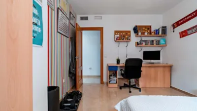 Piso en venta en Pabellón-Estación-Corte Inglés, Barrio Plaza de la Luz (El Ejido) de 199.000 €