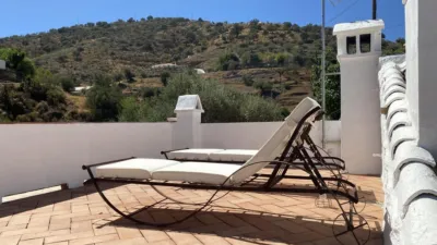 Finca rústica en alquiler en Canilla de Aceituno, Pasada de Granadillo (Canillas de Aceituno) de 1.200 €<span>/mes</span>