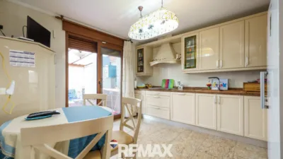 Chalet on Calle Comunidad de Cantabria photo 23