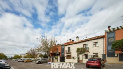 Chalet on Calle Comunidad de Cantabria photo 4