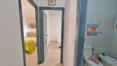 Piso en venta en Calle del Rector Gustavo Villapalos, 4, Centro (Distrito Núcleo Urbano. Roquetas de Mar) de 125.000 €