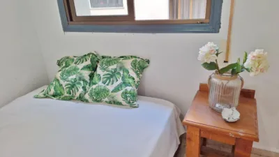 Piso en venta en Calle del Rector Gustavo Villapalos, 4, Centro (Distrito Núcleo Urbano. Roquetas de Mar) de 125.000 €