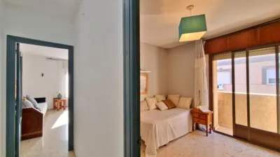 Piso en venta en Calle del Rector Gustavo Villapalos, 4, Centro (Distrito Núcleo Urbano. Roquetas de Mar) de 125.000 €