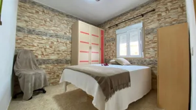 Piso en venta en Calle Sierra de Laujar, 1, Los Ángeles-Cruz de Caravaca-Piedras Redondas (Almería Capital) de 122.000 €