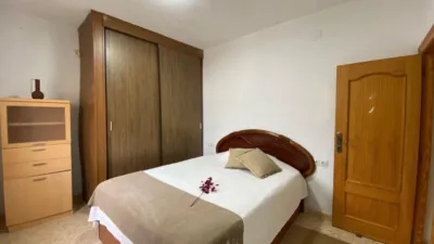 Piso en venta en Calle Sierra de Laujar, 1, Los Ángeles-Cruz de Caravaca-Piedras Redondas (Almería Capital) de 122.000 €