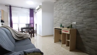 Piso en venta en Calle Sierra de Laujar, 1, Los Ángeles-Cruz de Caravaca-Piedras Redondas (Almería Capital) de 122.000 €