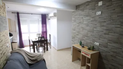 Piso en venta en Calle Sierra de Laujar, 1, Los Ángeles-Cruz de Caravaca-Piedras Redondas (Almería Capital) de 122.000 €