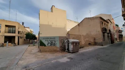 Terreno en venta en Raval - Puertas Coloradas, El Raval-Puertas Encarnades (Distrito Núcleo Urbano. Elx - Elche) de 295.000 €