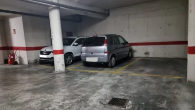 Garaje en venta en Centro, Plaça de Crevillent-Juzgados (Distrito Núcleo Urbano. Elx - Elche) de 18.210 €