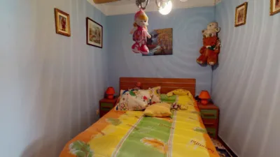 Casa en venta en Calle Costa Joaquin, Número 7, Lumpiaque de 100.000 €