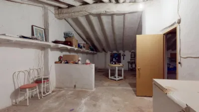 Casa en venta en Calle Costa Joaquin, Número 7, Lumpiaque de 100.000 €